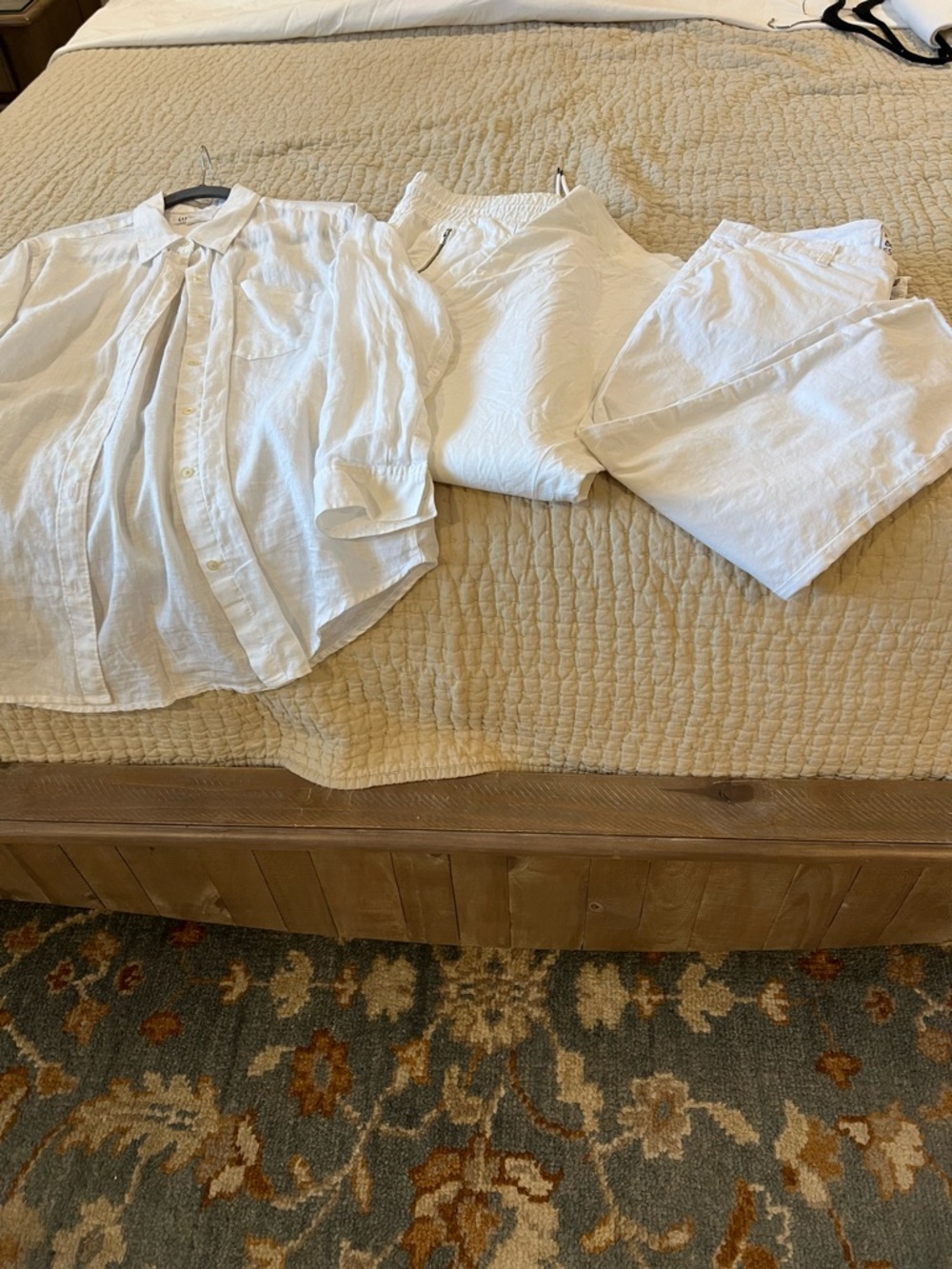 Frank & Eileen Pants, Linen Button-Down Shirt Gap, Athelta White wide leg pant